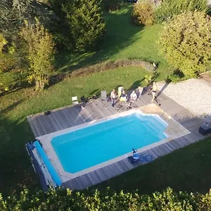 Le Cèdre Bleu Hébergement de vacances Saint-Lattier